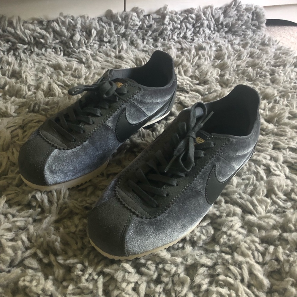 Nike Cortez Metallic/Suede